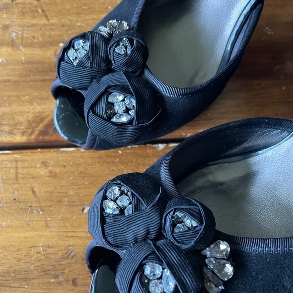 TALBOTS black Suede D'orsay Peeptoe rhinestone ribbon cocktail platform Heels 6 - Picture 3 of 8